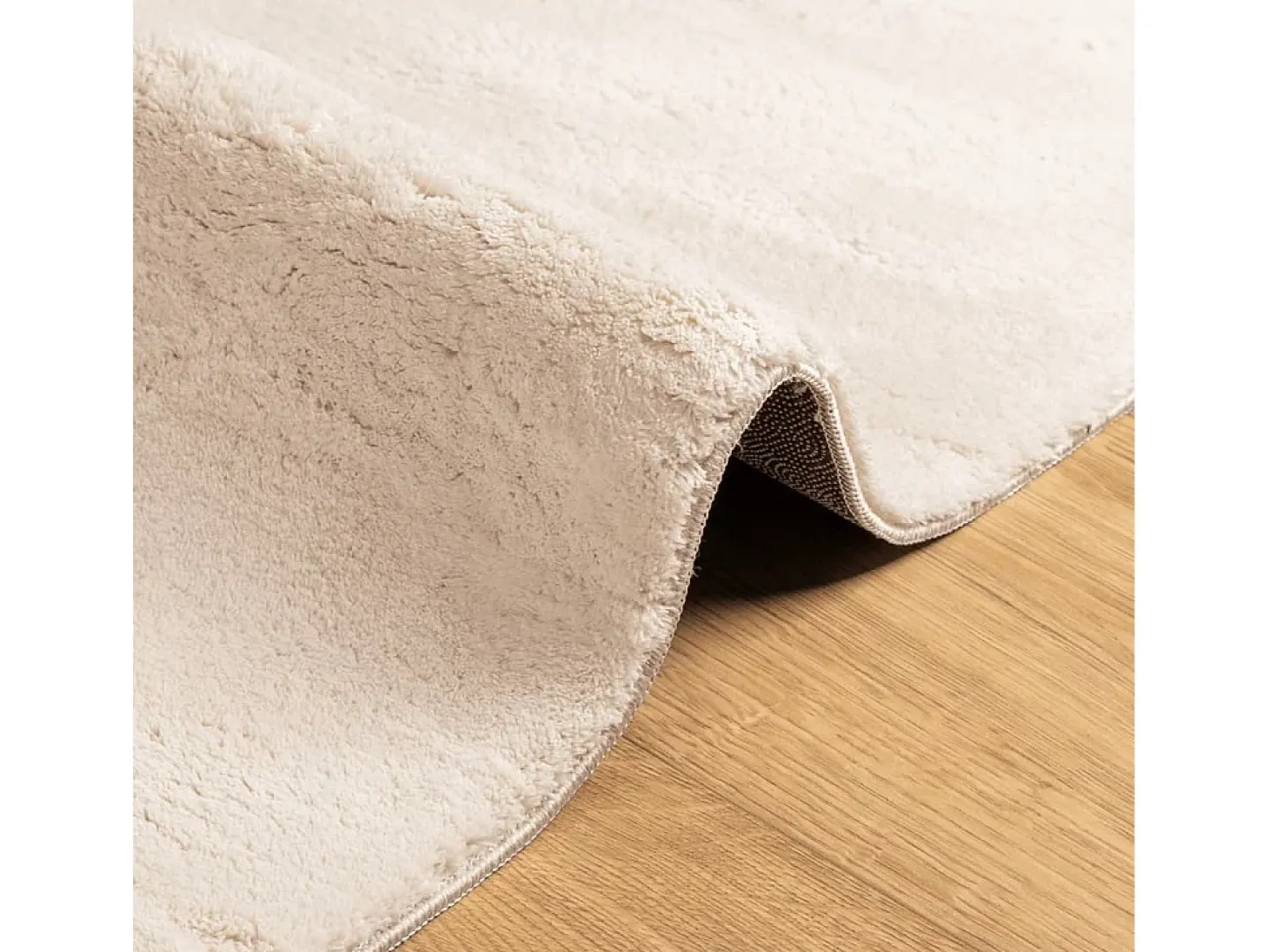 Alfombra HUARTE de pelo corto suave y lavable beige 200x280 cm