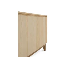 Aparador 4 puertas chapado en fresno con patas de madera mango