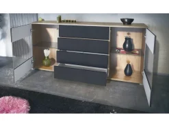 Aparador Bari V2 – Mueble con 2 Puertas Grandes y 4 Cajones, Roble Evoke/gris de alto brillo (166,5 x 75,5 x 35)