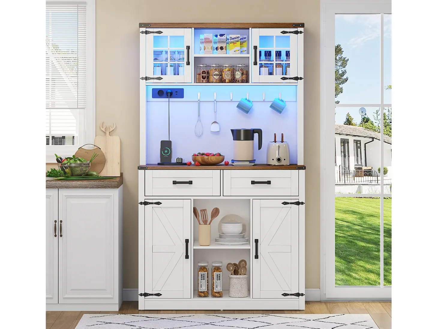 Aparador de cocina con 4 puertas, 2 cajones y 4 nichos, LED y USB incluidos, blanco y natural