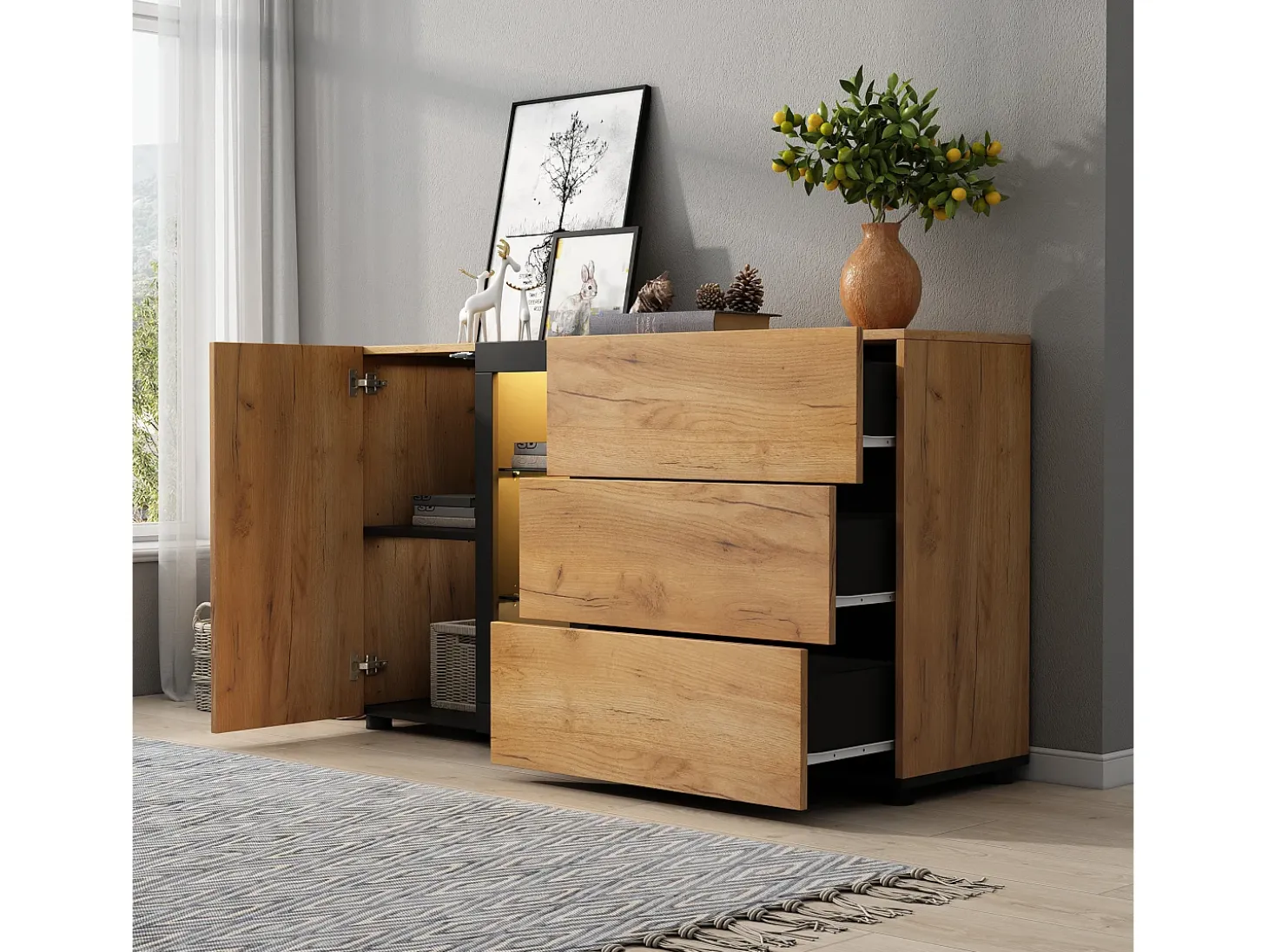 Aparador de cocina 140x40x80cm con 3 cajones, 1 puerta y 3 estantes de cristal, LED incluido, cuerpo en chapa de madera natural y negra.