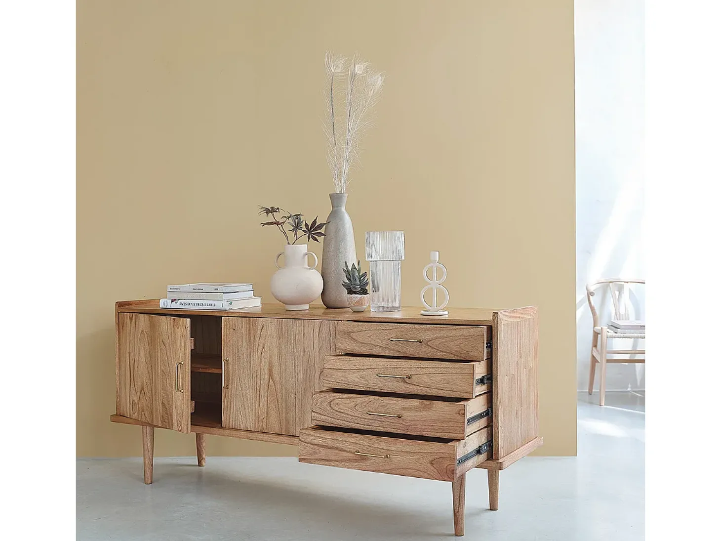 Aparador de madera mindi maciza de 175 cm