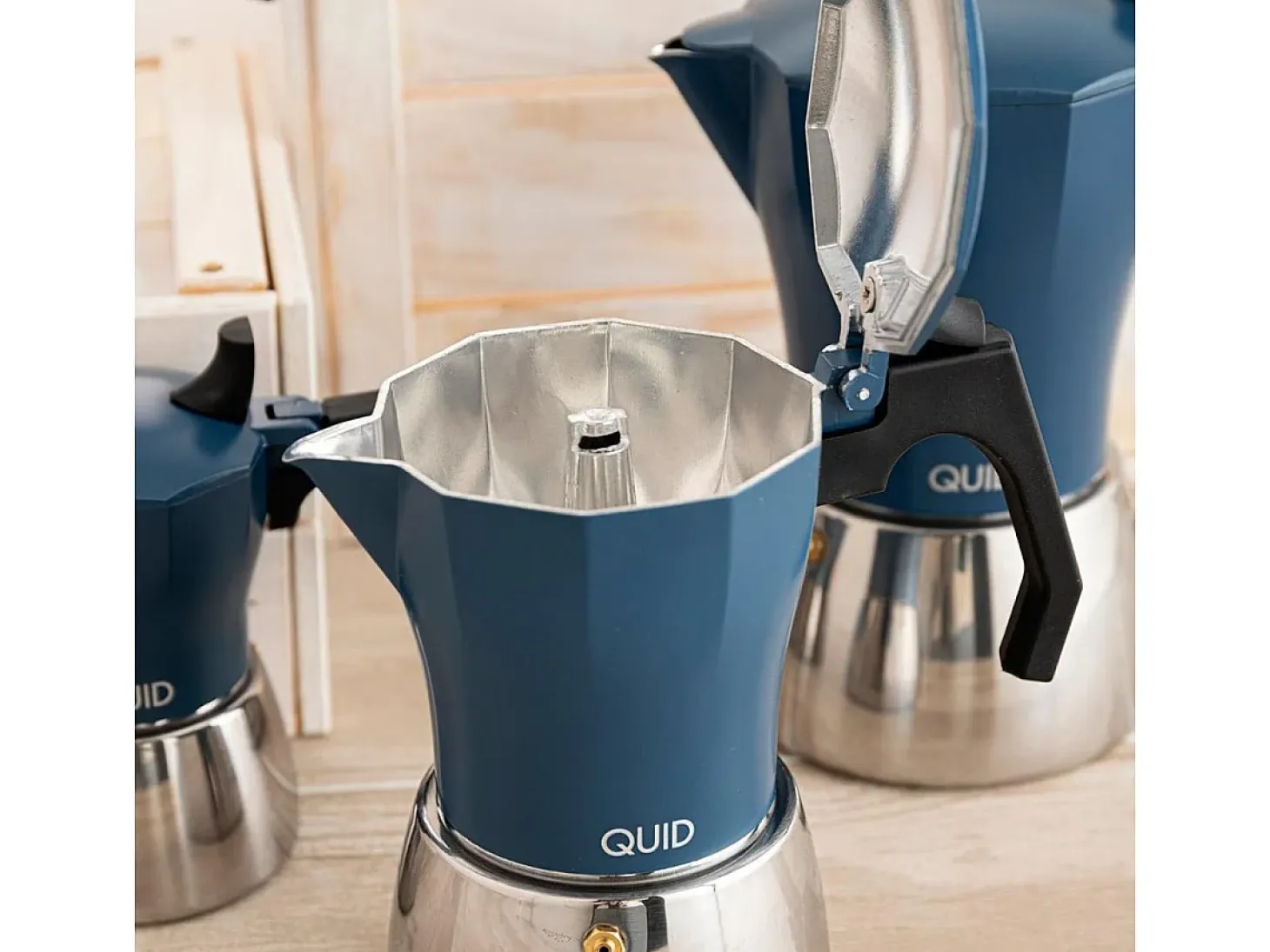 Cafetera italiana Baltic Quid 3 tazas aluminio + acero azul