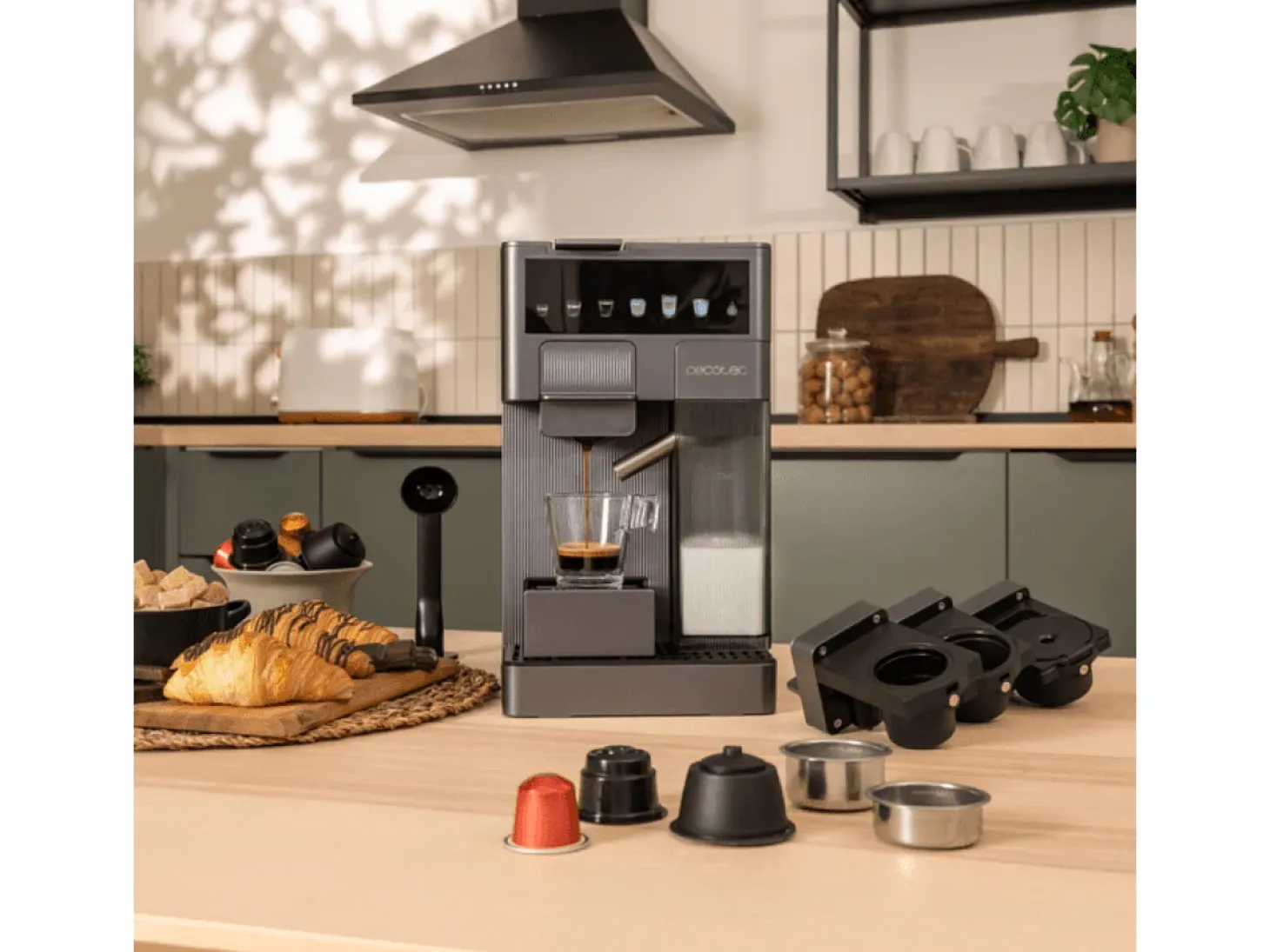 Cafetera multicápsula Cecotec FreeStyle Latte T 1350W 1,6L 4 en 1 gris