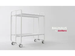 Carrito auxiliar plegable con ruedas - Estructura metálica negra, 2 estantes laminados color Wenghe – 72*66*43 cm - BAUHAUS