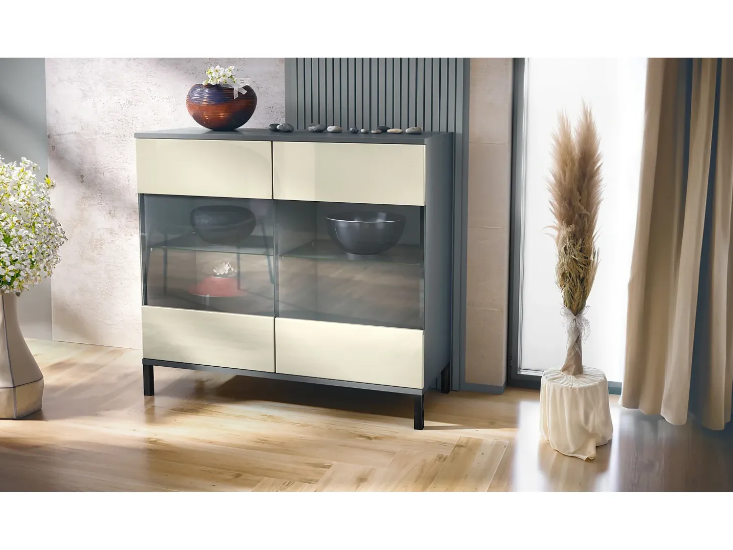 Cómoda Bari V3, Moderno armario de cocina con 2 grandes puertas de cristal antracita mate / crema de alto brillo (92,5 x 83.5 x 35)