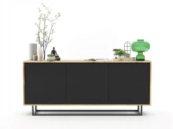 Cómoda con 3 puertas - cuerpo roble wotan, frentes negro mate - 168 cm, estructura metálica