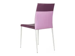 Juego de 4 sillas de comedor apilables "Camelia" tapizadas en piel sintética morada y rosa con patas de metal pintado.