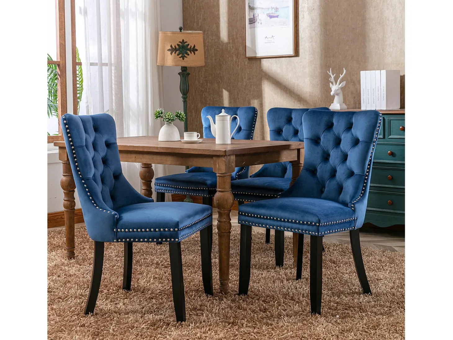 Juego de 2 sillas de comedor - Sillas con respaldo acolchado, patas de madera y ribete de tachuelas - terciopelo azul