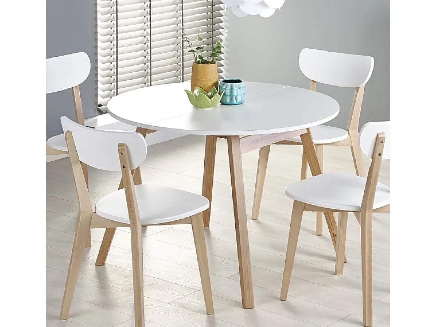 Juego de 2 sillas escandinavas con patas Storend de madera maciza