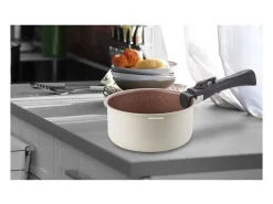 Juego de utensilios de cocina color crema de 18 piezas