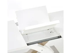 Mesa de comedor Cleo de diseño en lacado blanco y cristal con hoja extensible