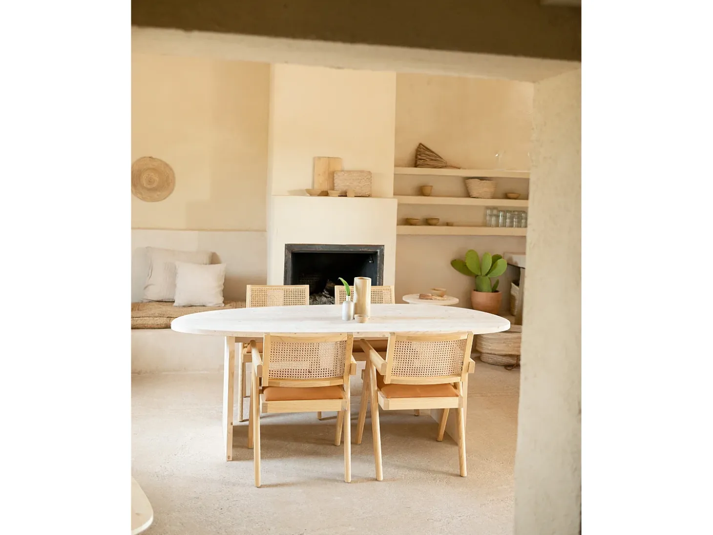 Mesa de comedor de forma orgánica de madera de abeto maciza Decowood en tono natural de 182,9x75cm - MUR - DECOWOOD