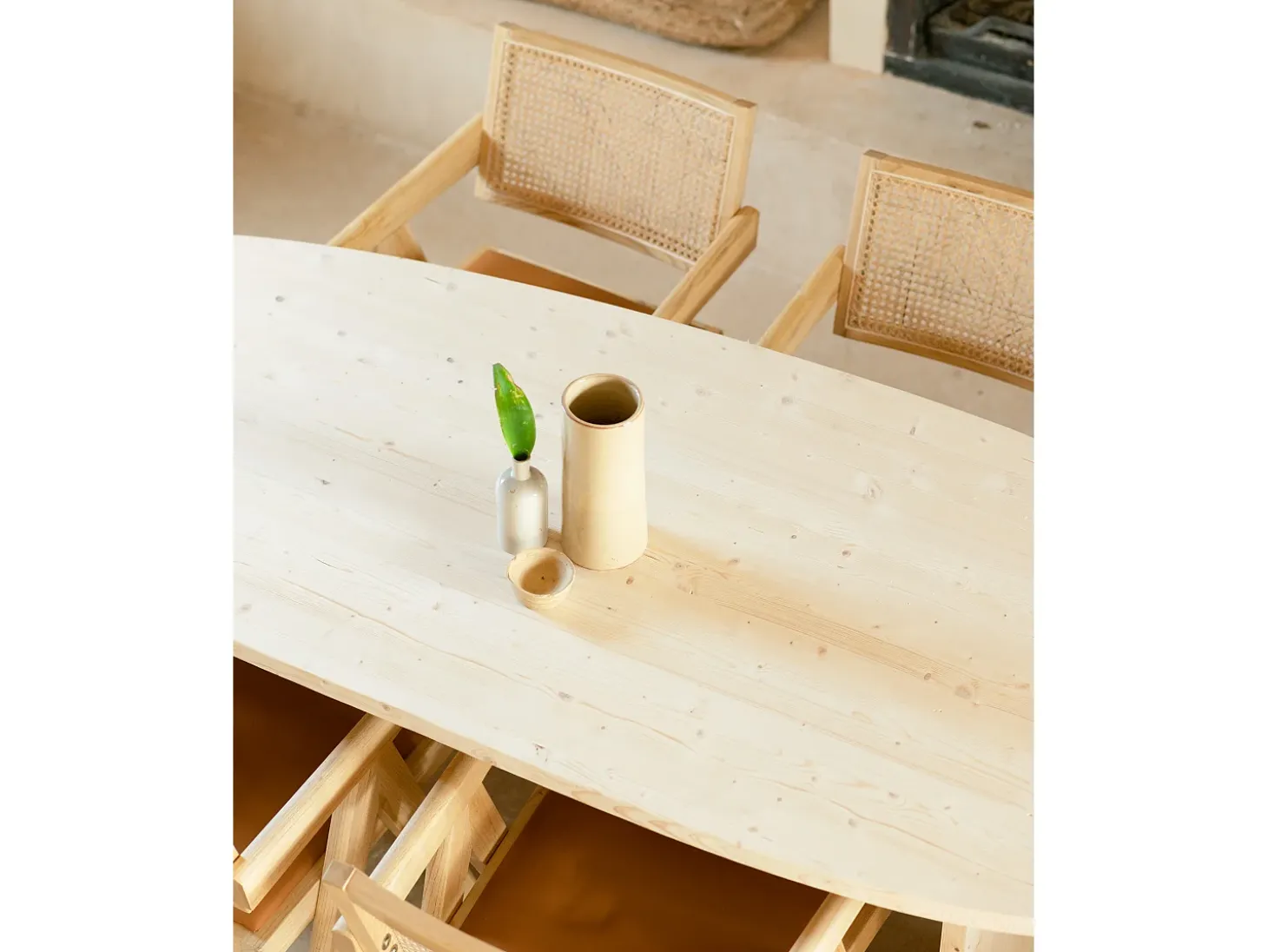 Mesa de comedor de forma orgánica de madera de abeto maciza Decowood en tono natural de 182,9x75cm - MUR - DECOWOOD