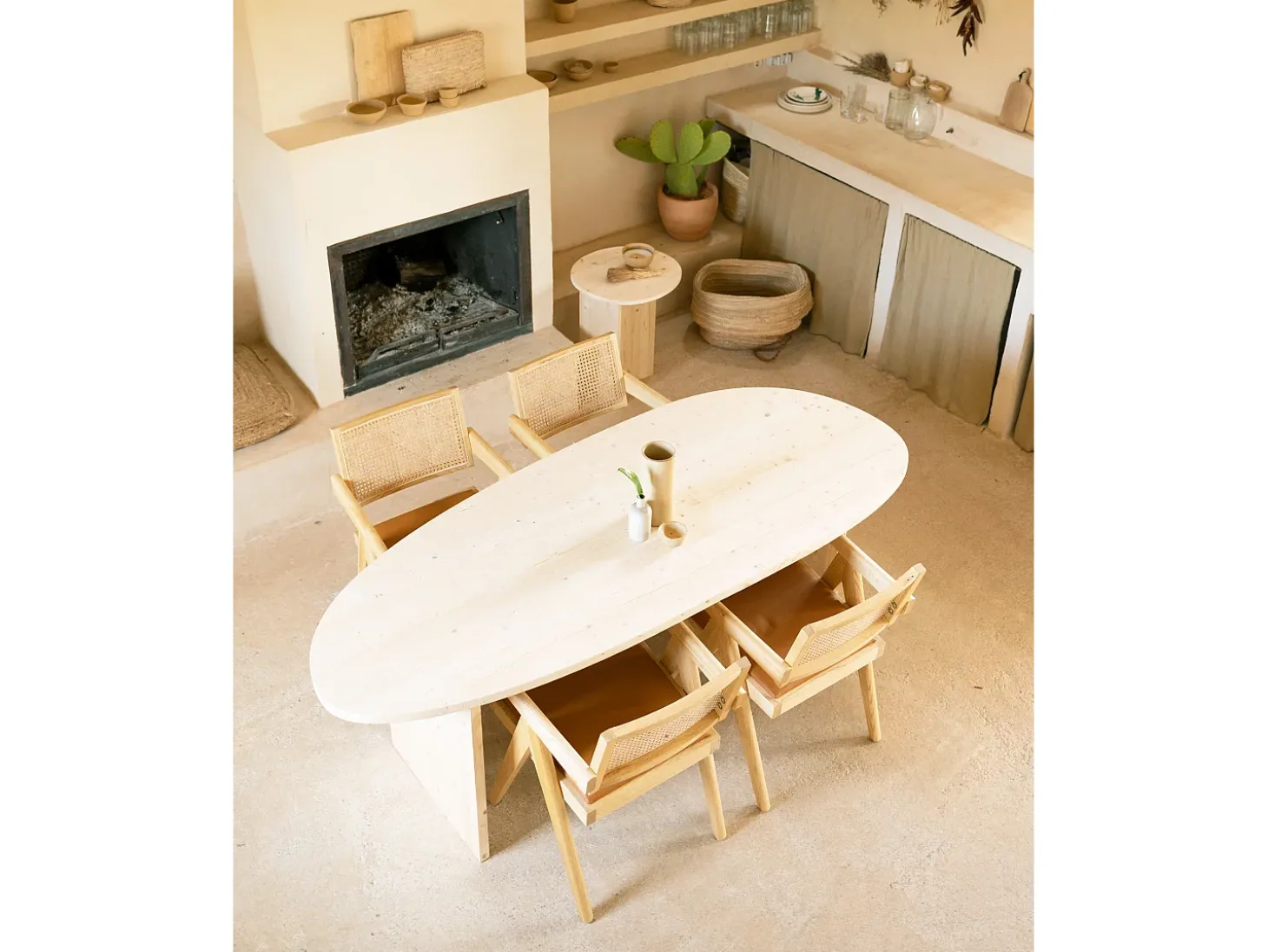 Mesa de comedor de forma orgánica de madera de abeto maciza Decowood en tono natural de 182,9x75cm - MUR - DECOWOOD
