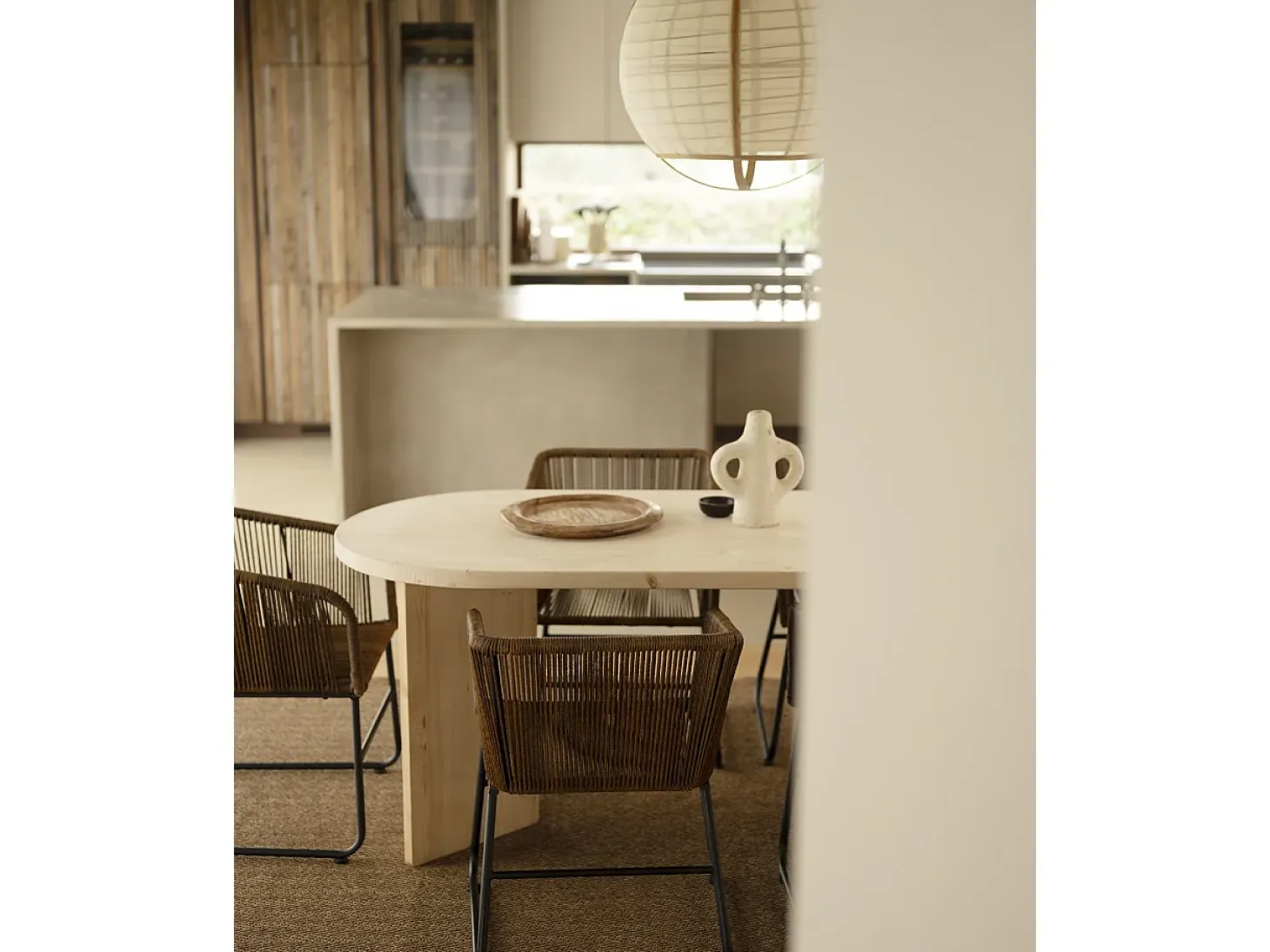 Mesa de comedor de madera maciza de abeto ovalada Decowood en tono natural de 160x75cm en tono natural - OSAKA - DECOWOOD