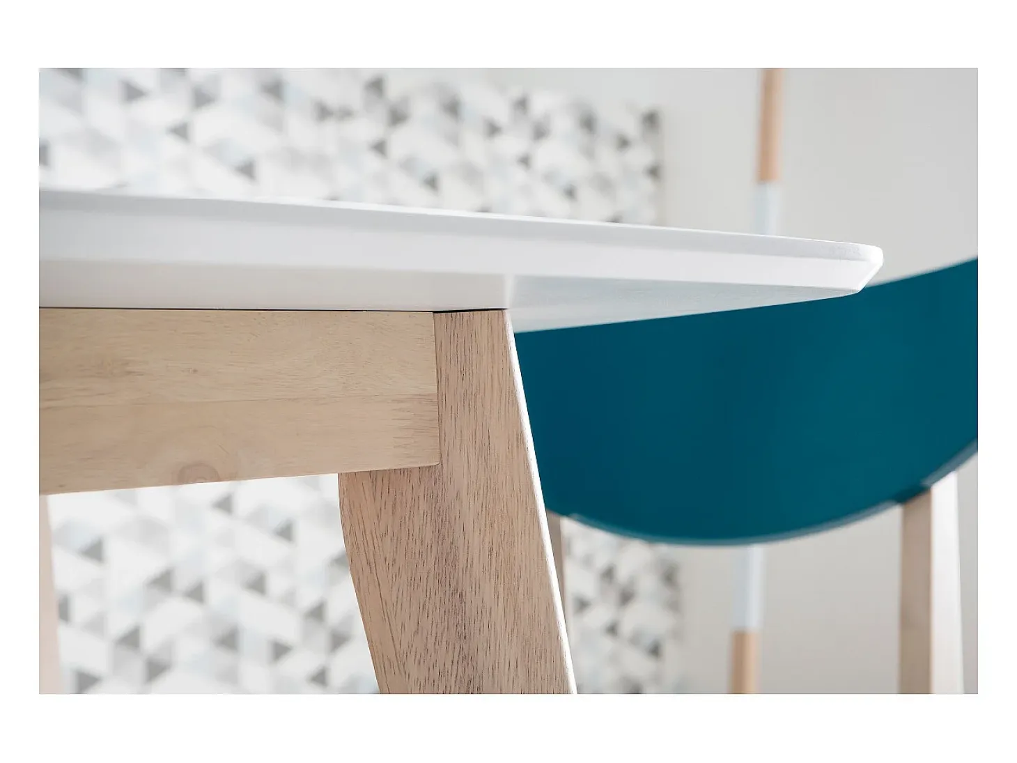 Mesa de comedor diseño L120 LEENA