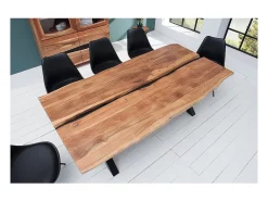 Mesa de comedor ORKAN – Madera maciza de acacia barnizada y metal negro – 200 cm – Estilo industrial