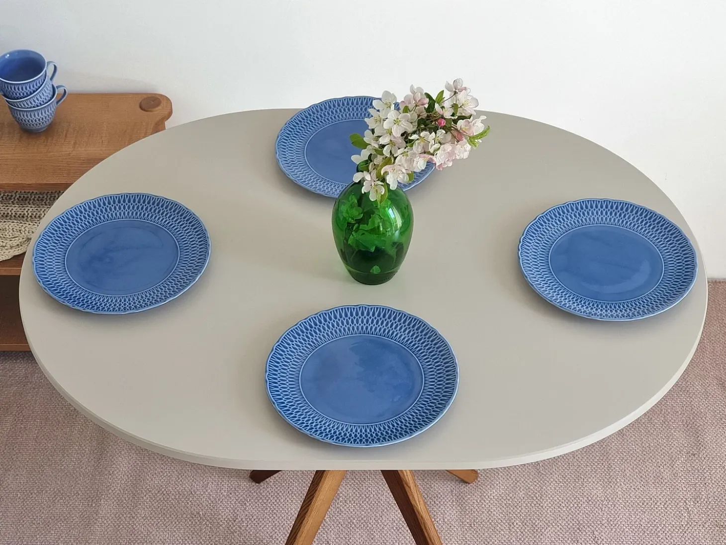 Mesa de comedor ovalada 75x100cm Jubi Verde Salvia