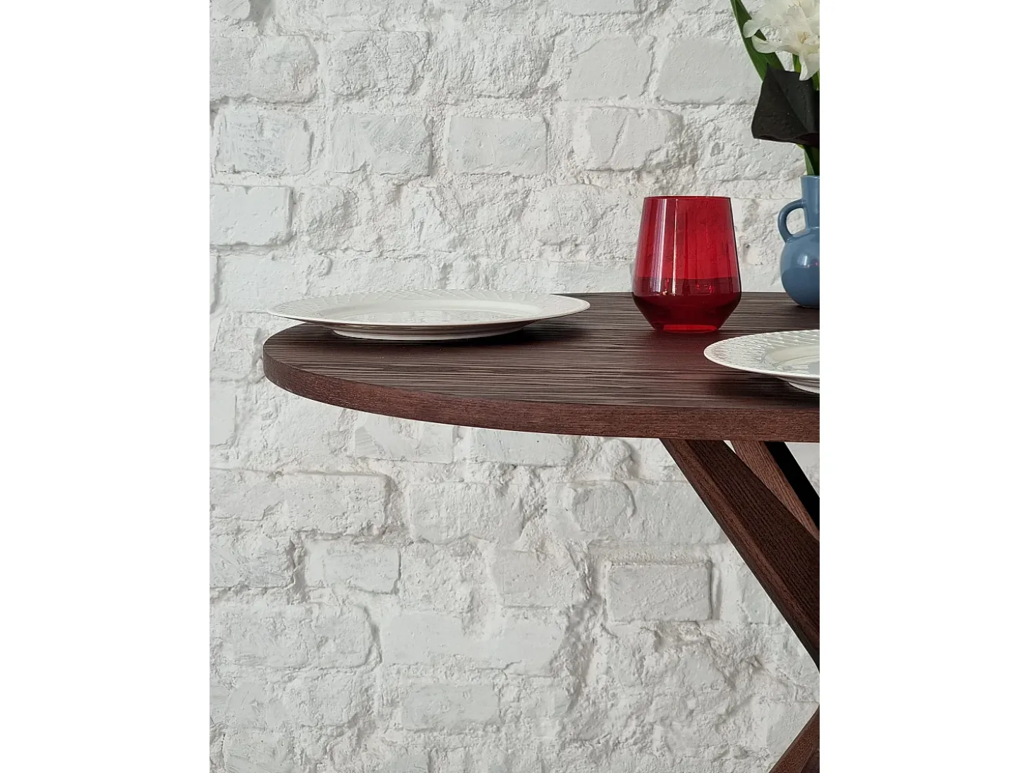Mesa de comedor ovalada 75x100cm Jubi fresno teñido negro