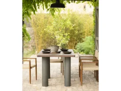 Mesa de comedor rectangular de madera maciza en tono roble oscuro y patas de microcemento en tono verde DECOWOOD de 180x75cm - LUCÍA - DECOWOOD