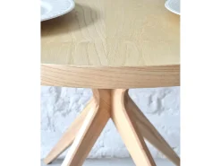 Mesa de comedor redonda 110cm Jubi Bold Fresno