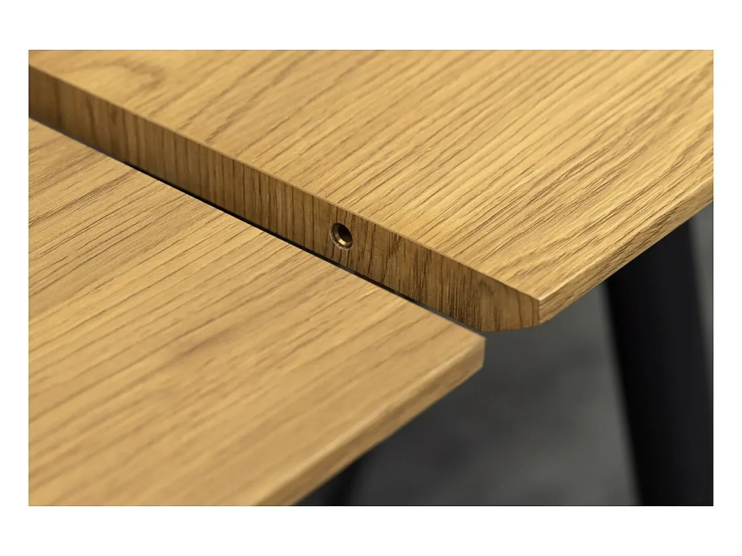 Mesa extensible CALDERO 120–160 cm – Mesa contemporánea con aspecto de roble salvaje y metal
