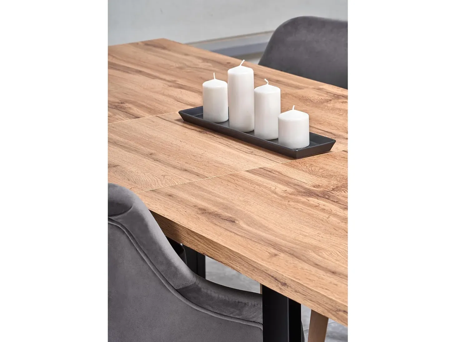 Mesa extensible laminado roble con patas negras 160/210×90 cm