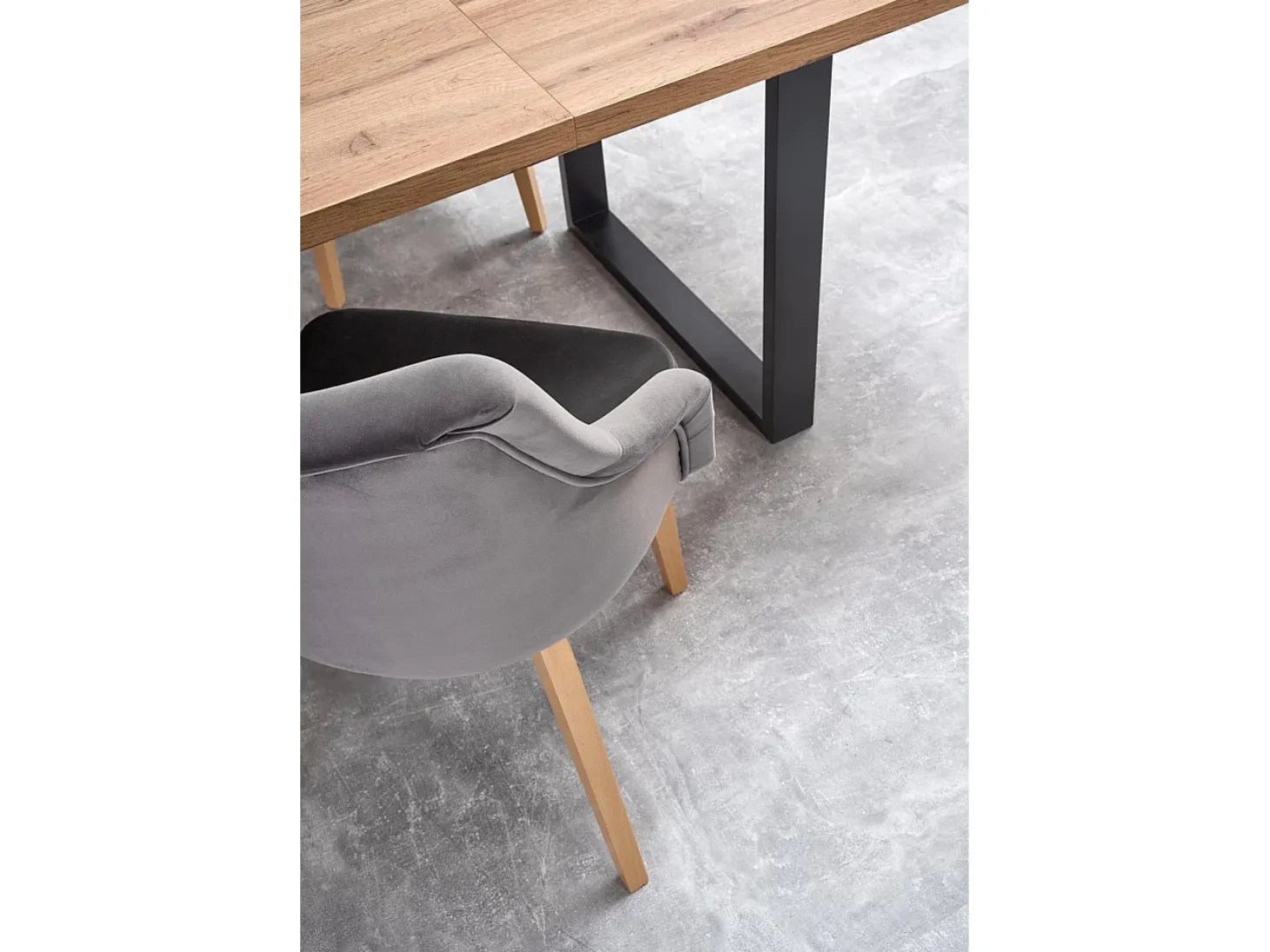 Mesa extensible laminado roble con patas negras 160/210×90 cm
