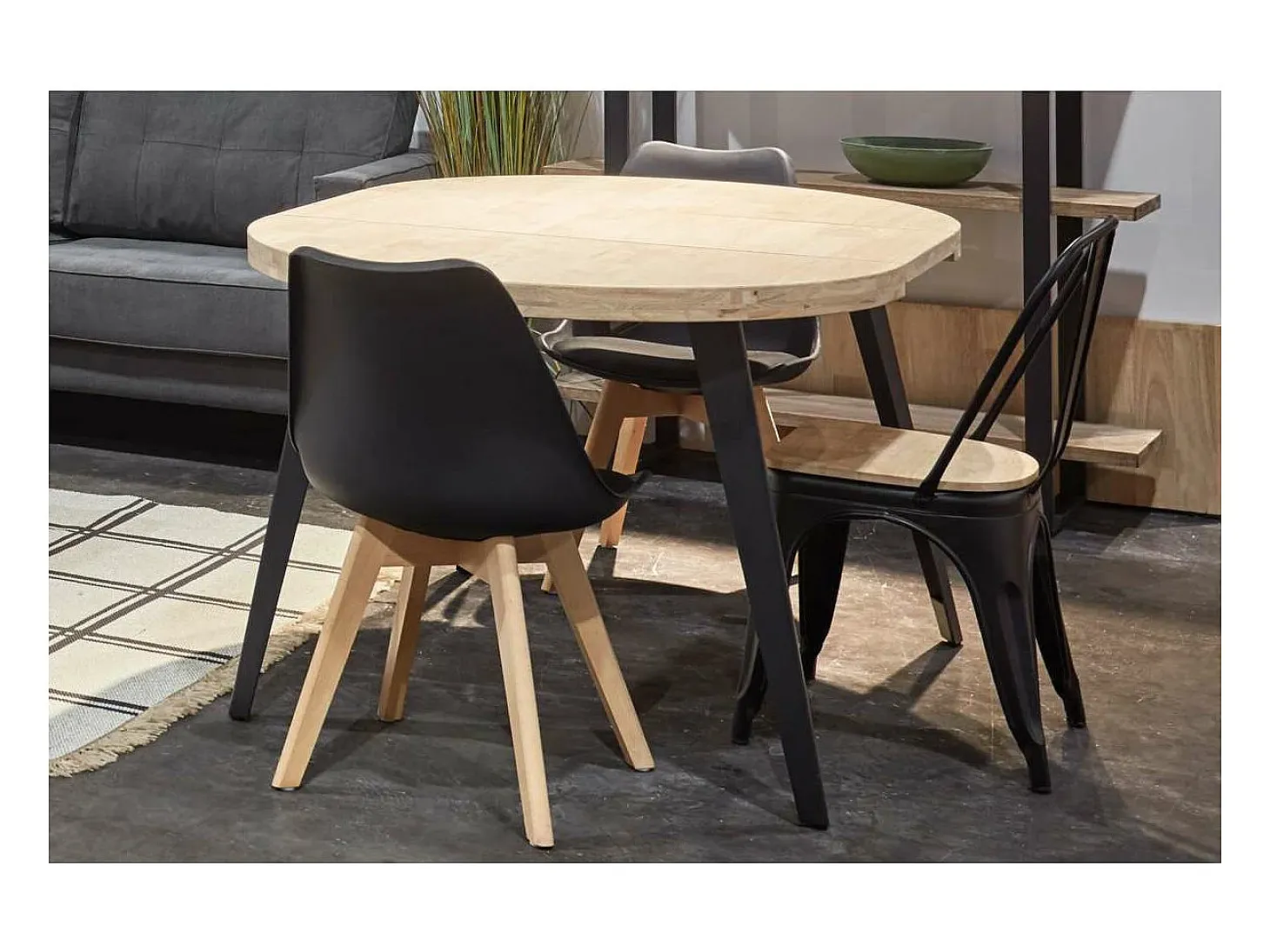 Mesa redonda extensible Berg roble nordish patas negras 76 cm(alto) 100cm(ancho) 100-140-1