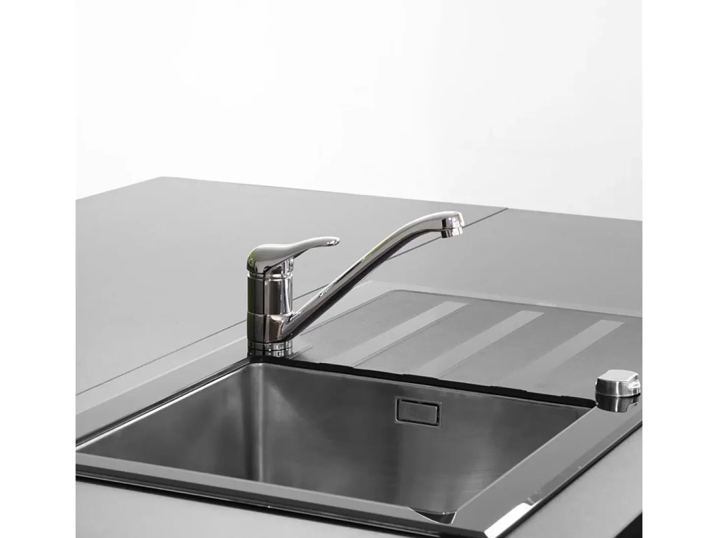 Néo mezclador para fregadero cromado Essebagno