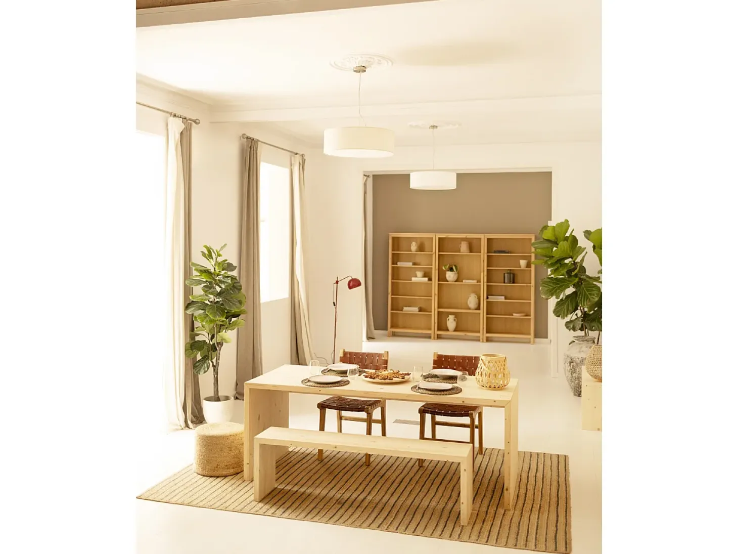 Pack mesa de comedor de 120x75cm y 4 taburetes de 50x45cm rectangulares de madera de abeto maciza Decowood en tono natural - TELVA - DECOWOOD