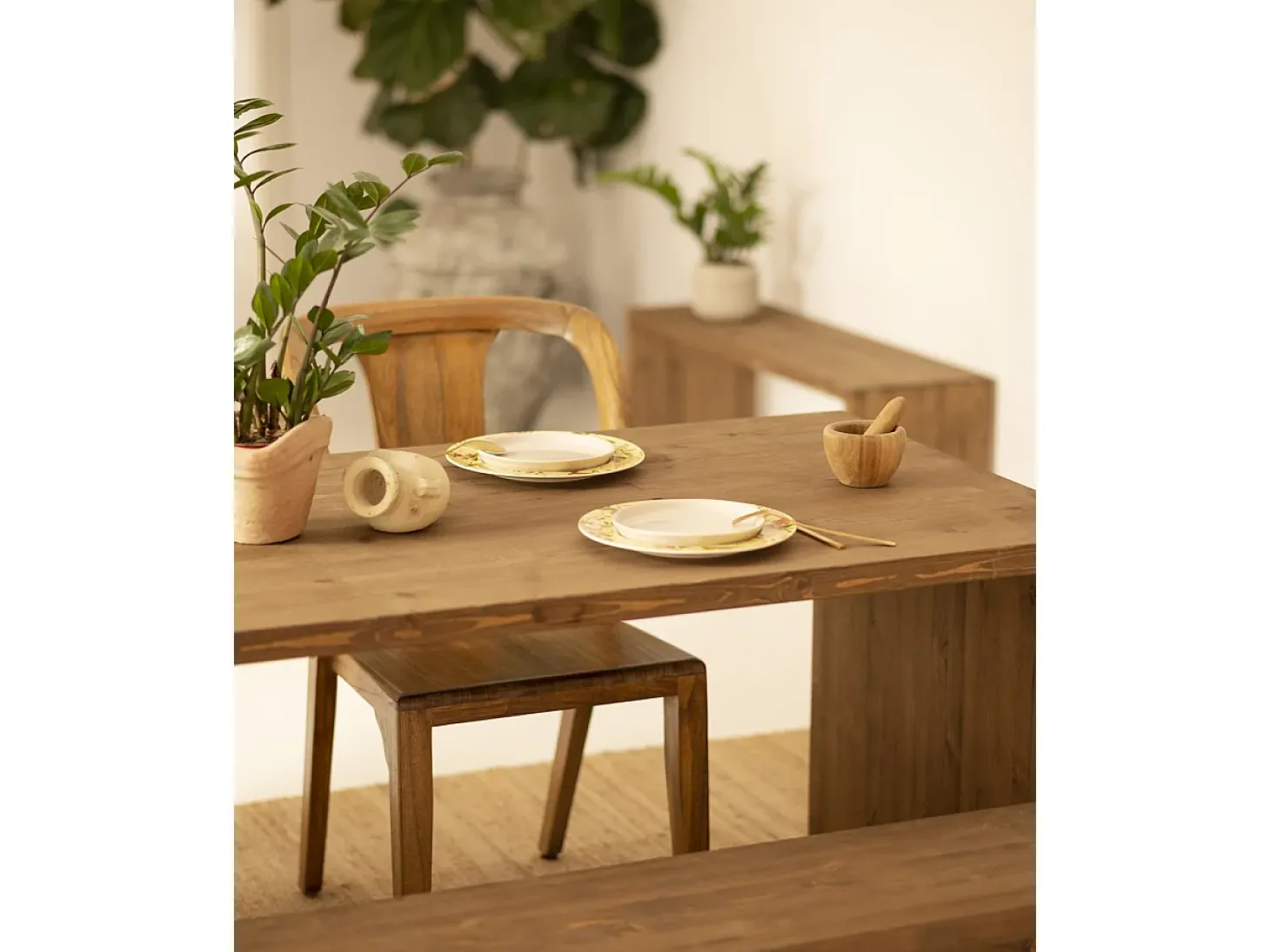 Pack mesa de comedor de 160x75cm y banco de 145x45cm rectangulares de madera de abeto maciza Decowood en tono nogal - TELVA - DECOWOOD