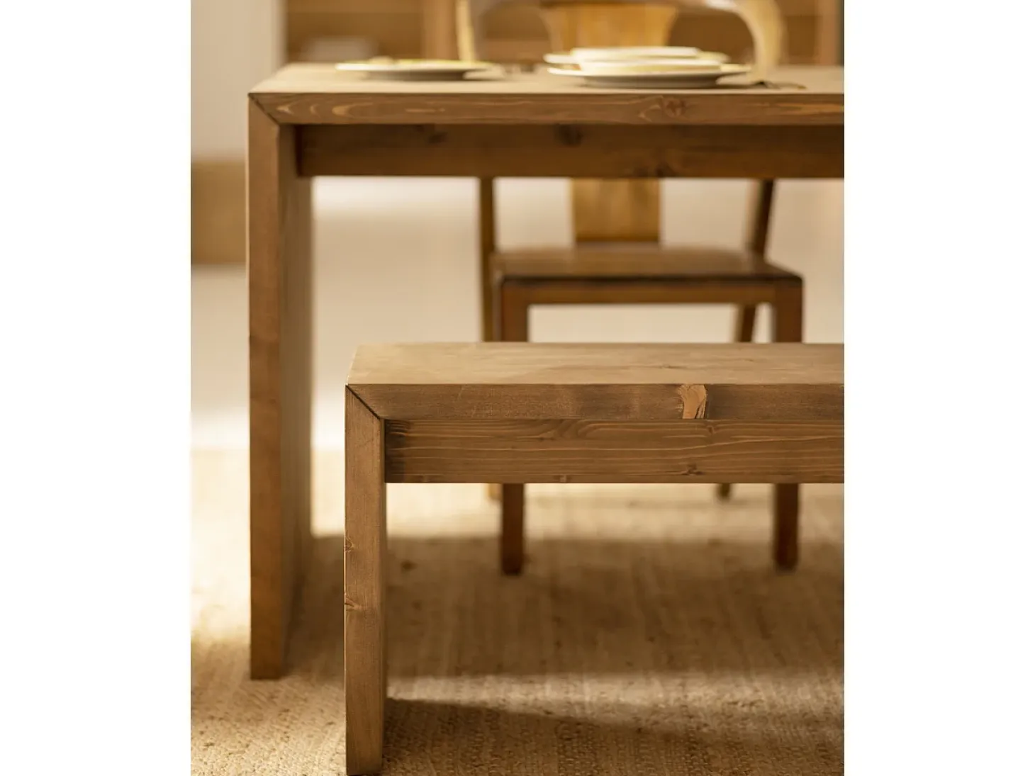 Pack mesa de comedor de 160x75cm y banco de 145x45cm rectangulares de madera de abeto maciza Decowood en tono nogal - TELVA - DECOWOOD