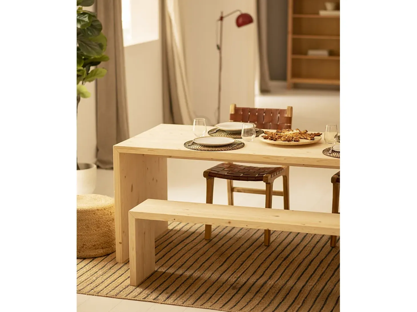 Pack mesa de comedor de 200x75cm y banco de 165x45cm rectangulares de madera de abeto maciza Decowood en tono natural - TELVA - DECOWOOD