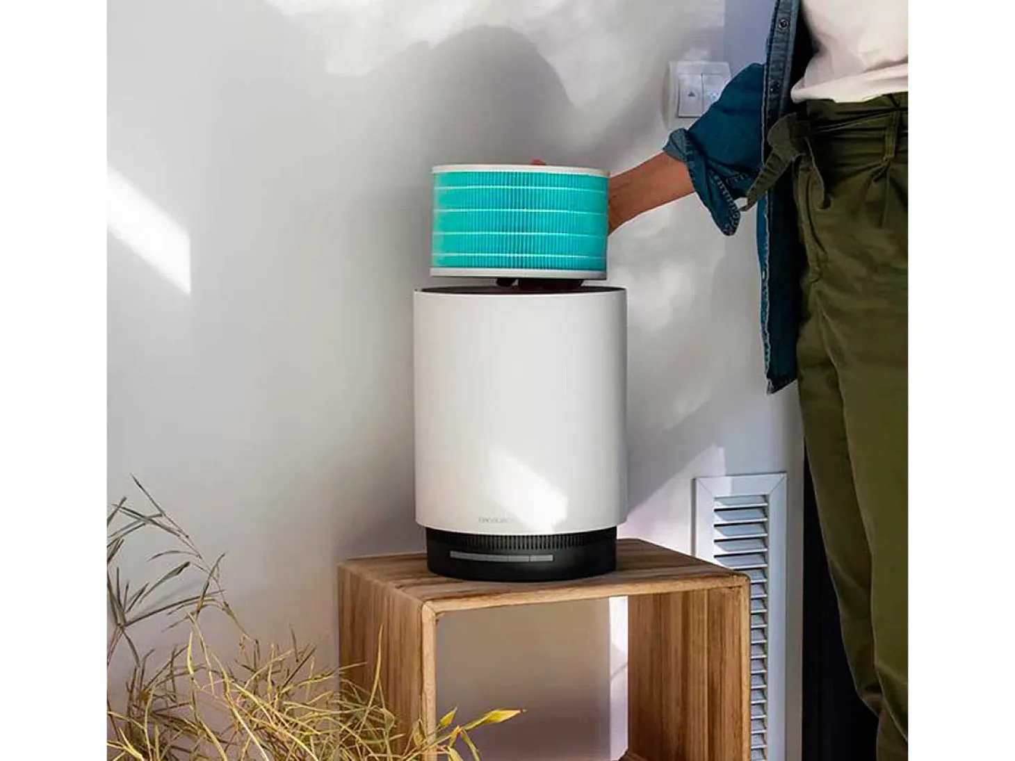Purificador de aire Cecotec TotalPure 1600 Style Pro 130CADR 45W blanco