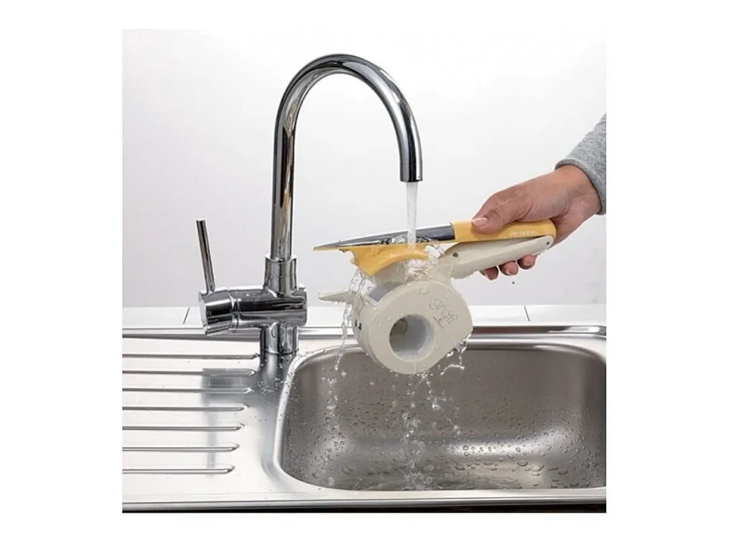 Rallador de queso rellenable Ariete
