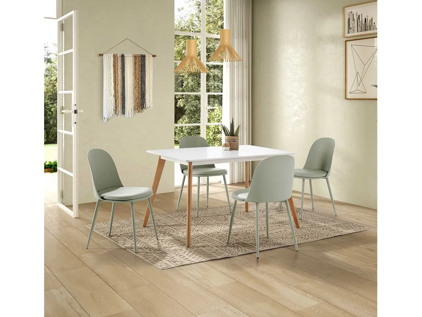 Set de 4 sillas Kana Verde, patas metálicas y asiento tapizado