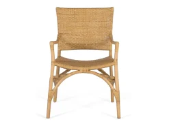 Set de dos sillas fabricadas en rattan y estructura de bambú