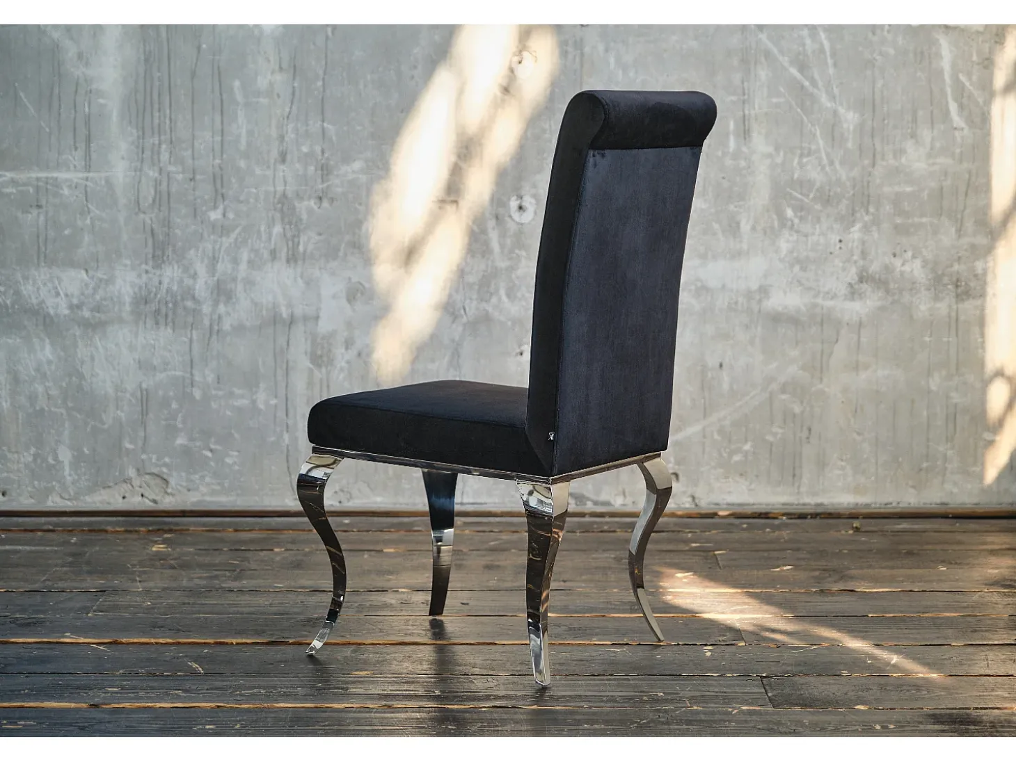 Silla - Negro terciopelo - LEIA