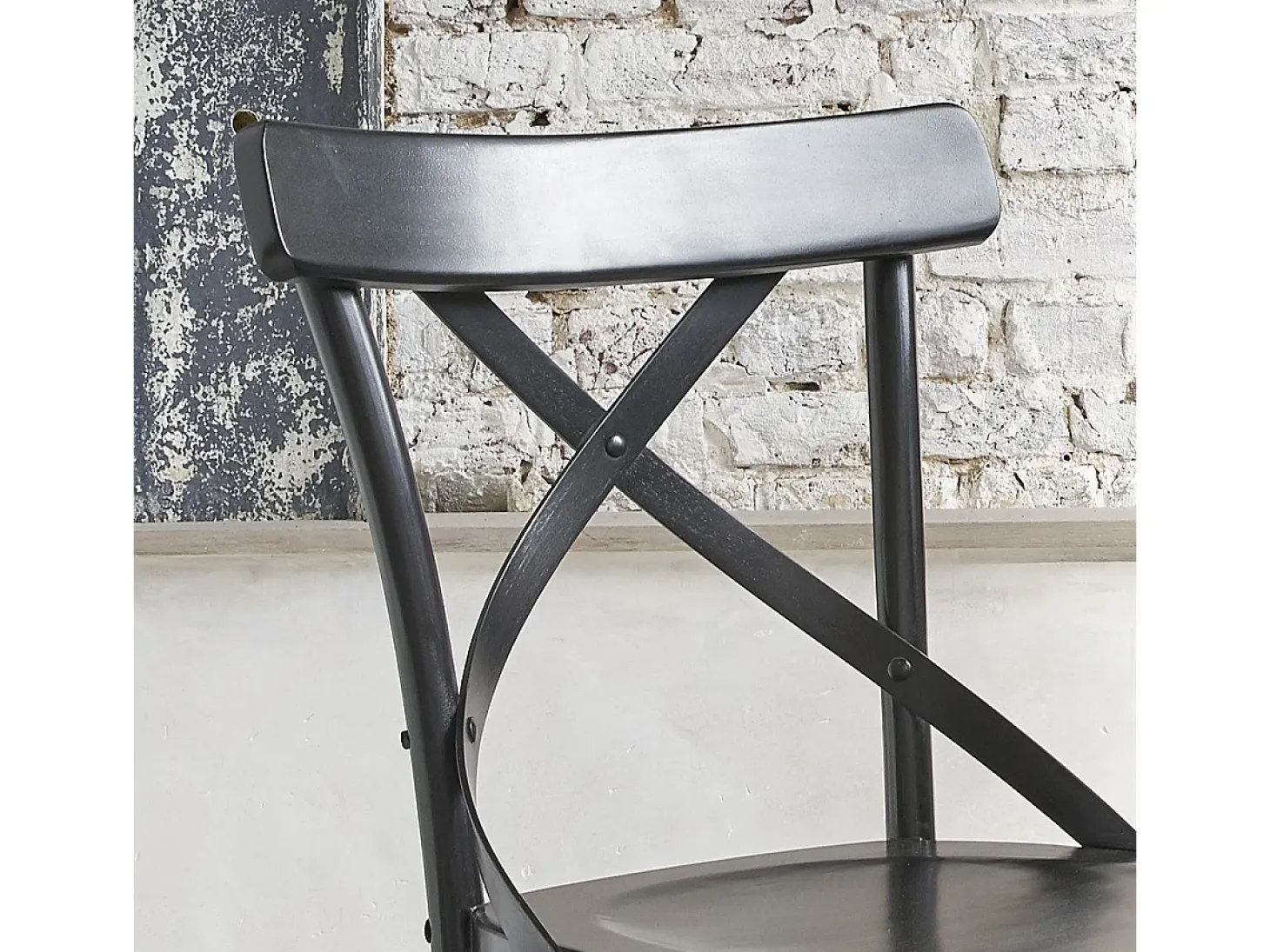 Silla bistró de madera de caoba negra