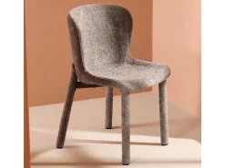 Silla de comedor Astoria marrón.