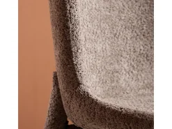 Silla de comedor Astoria marrón.
