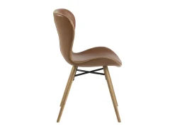 Silla de comedor Bali en piel sintética PU color coñac y patas en roble macizo.