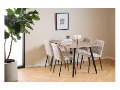 Silla de comedor Brooke bouclé beige.