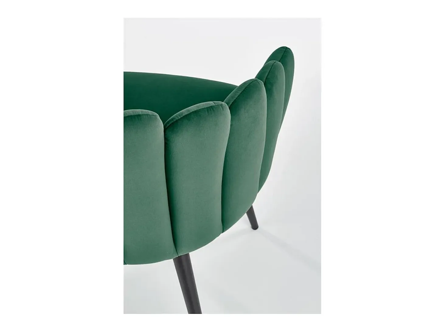 Silla de concha de terciopelo verde Amboise