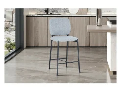 Silla de mostrador RITA – Tela gris claro – Patas de metal negro – Altura 99 cm – Estilo diseño/industrial