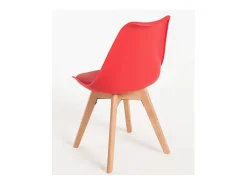 Silla escandinava con cojín rojo imitación Ginebra