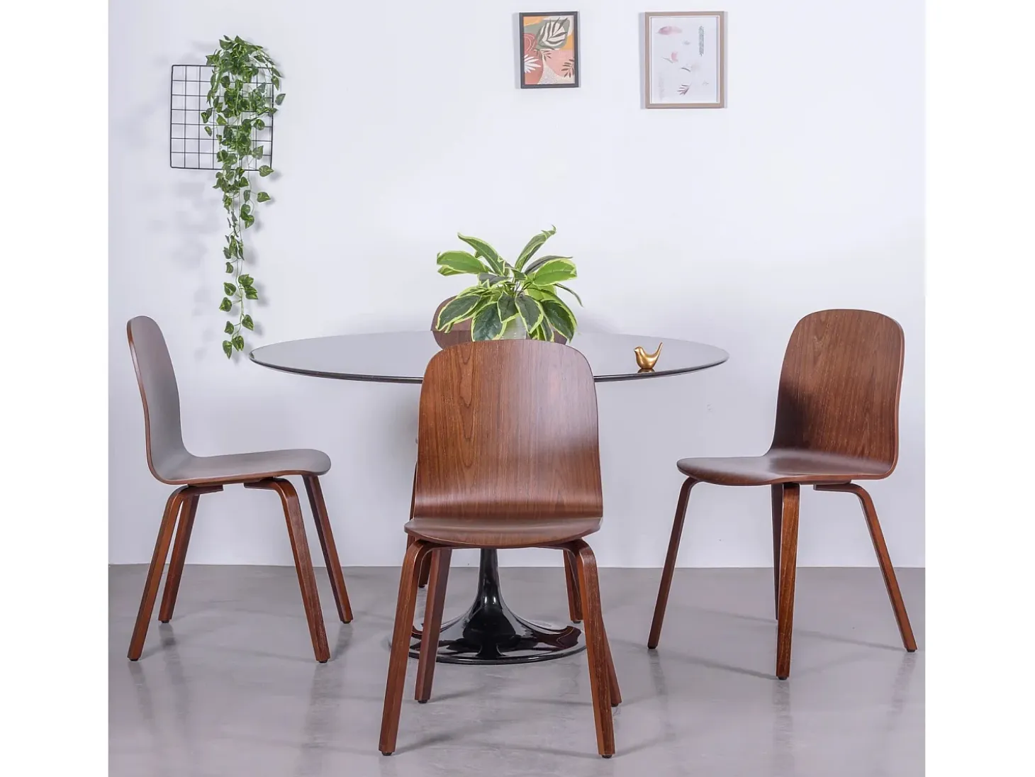 Silla nórdica de diseño en madera de nogal - Hut - Nogal