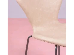 Silla vintage tapizada en polipiel desgastado - Seven - Beige
